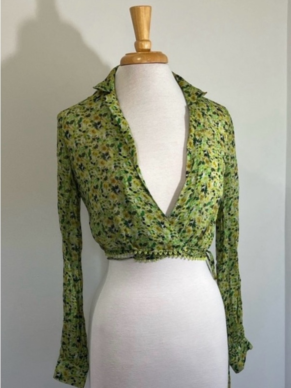 Favorite Daughter The Lover Chiffon Boho Crop Wrap Top XS Green Anthropology